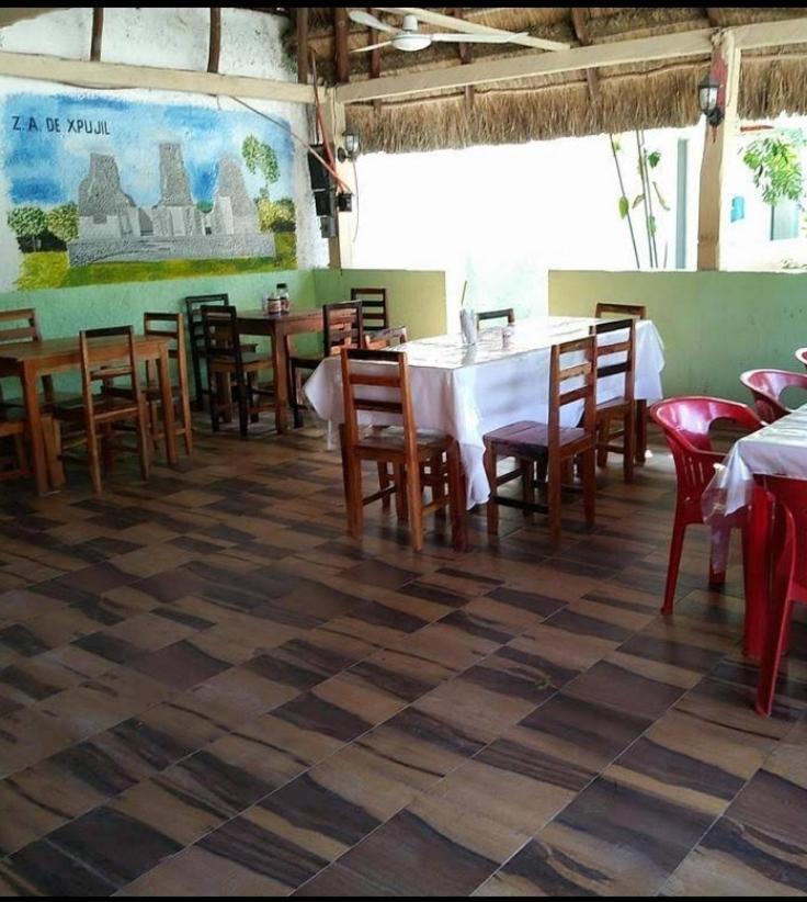Hotel Templo Maya Xpujil Exterior photo